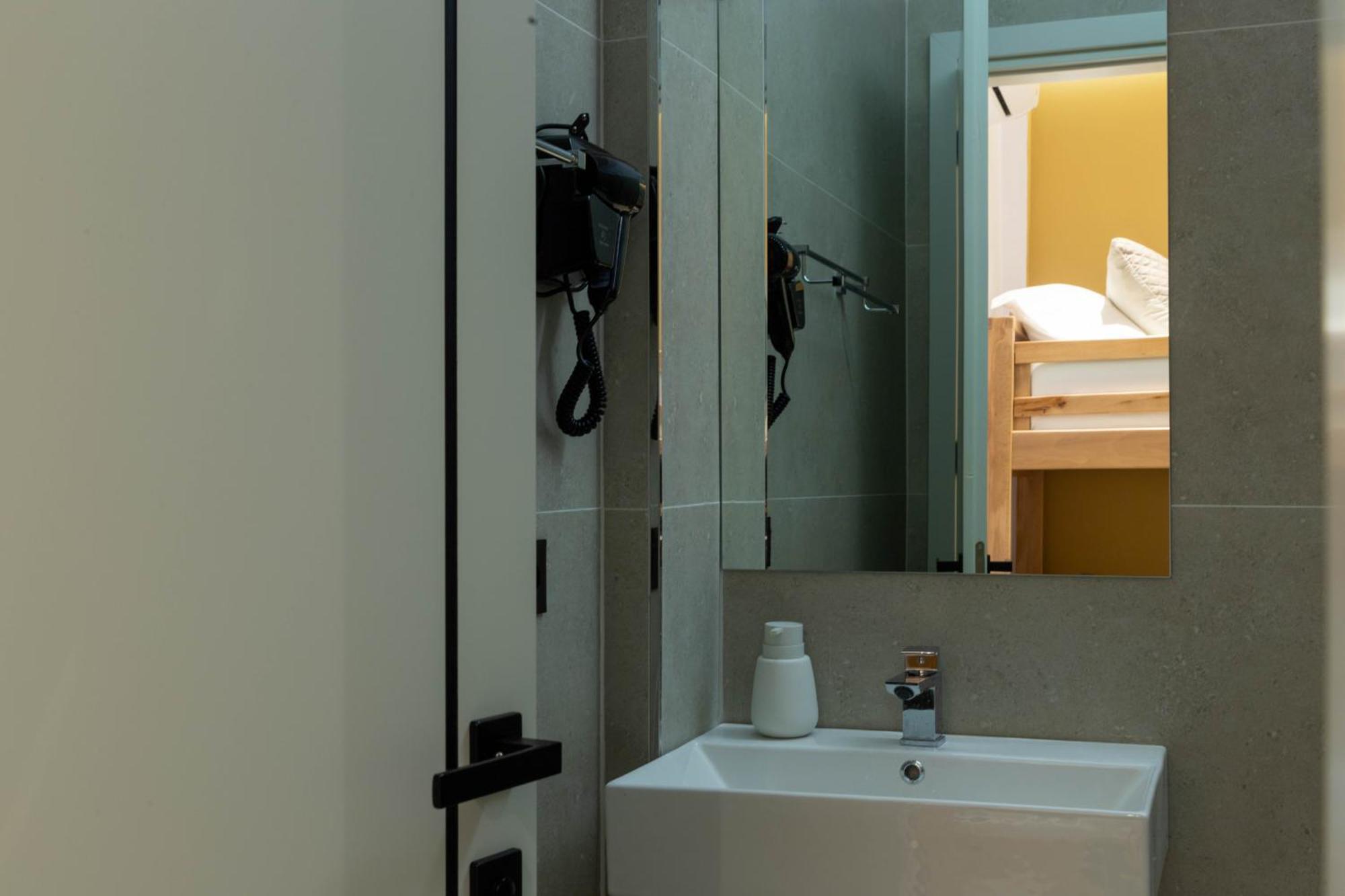 Amau Beach Rooms Durres Exterior photo